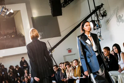 Look 19